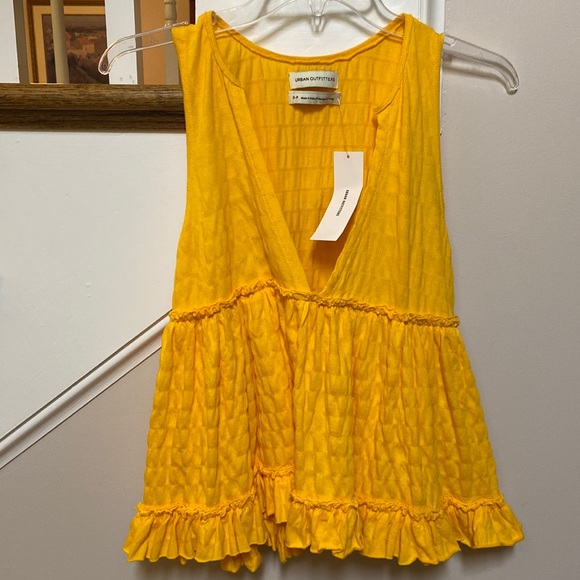 Urban Outfitters NWT gold deep v neck ruffled top - Picture 1 of 12